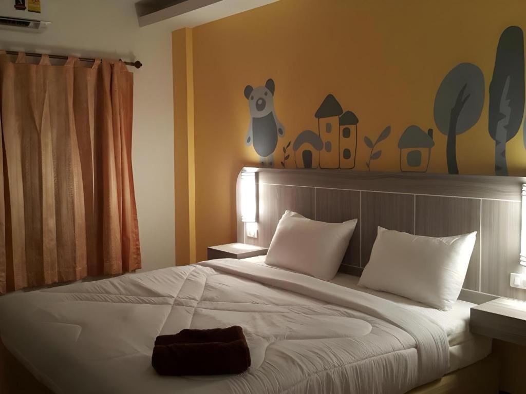 Silayok Grand Hotel Tak Ngoại thất bức ảnh