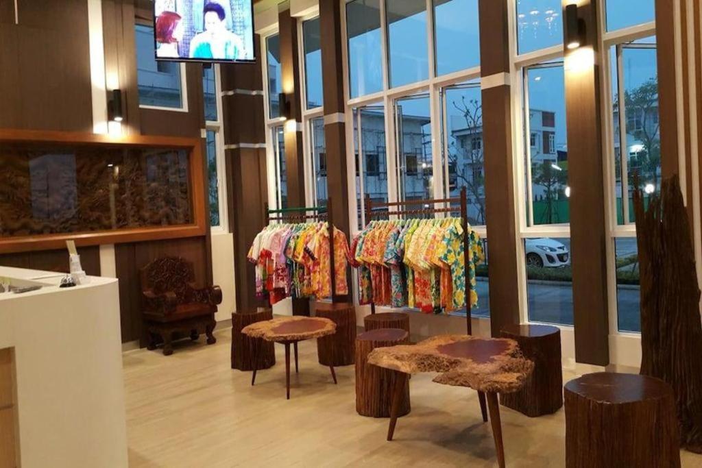 Silayok Grand Hotel Tak Ngoại thất bức ảnh