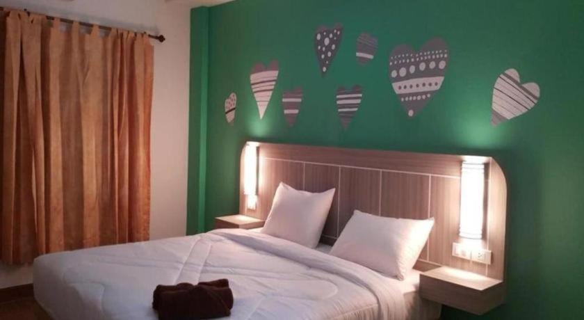 Silayok Grand Hotel Tak Ngoại thất bức ảnh