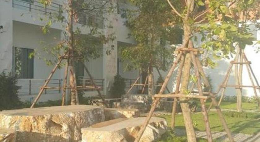Silayok Grand Hotel Tak Ngoại thất bức ảnh